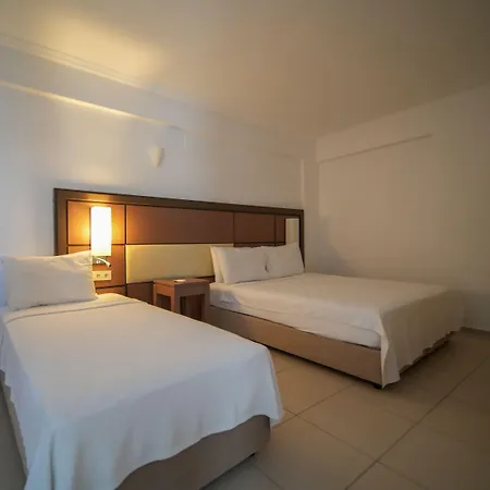 Hotel Zuzuu *